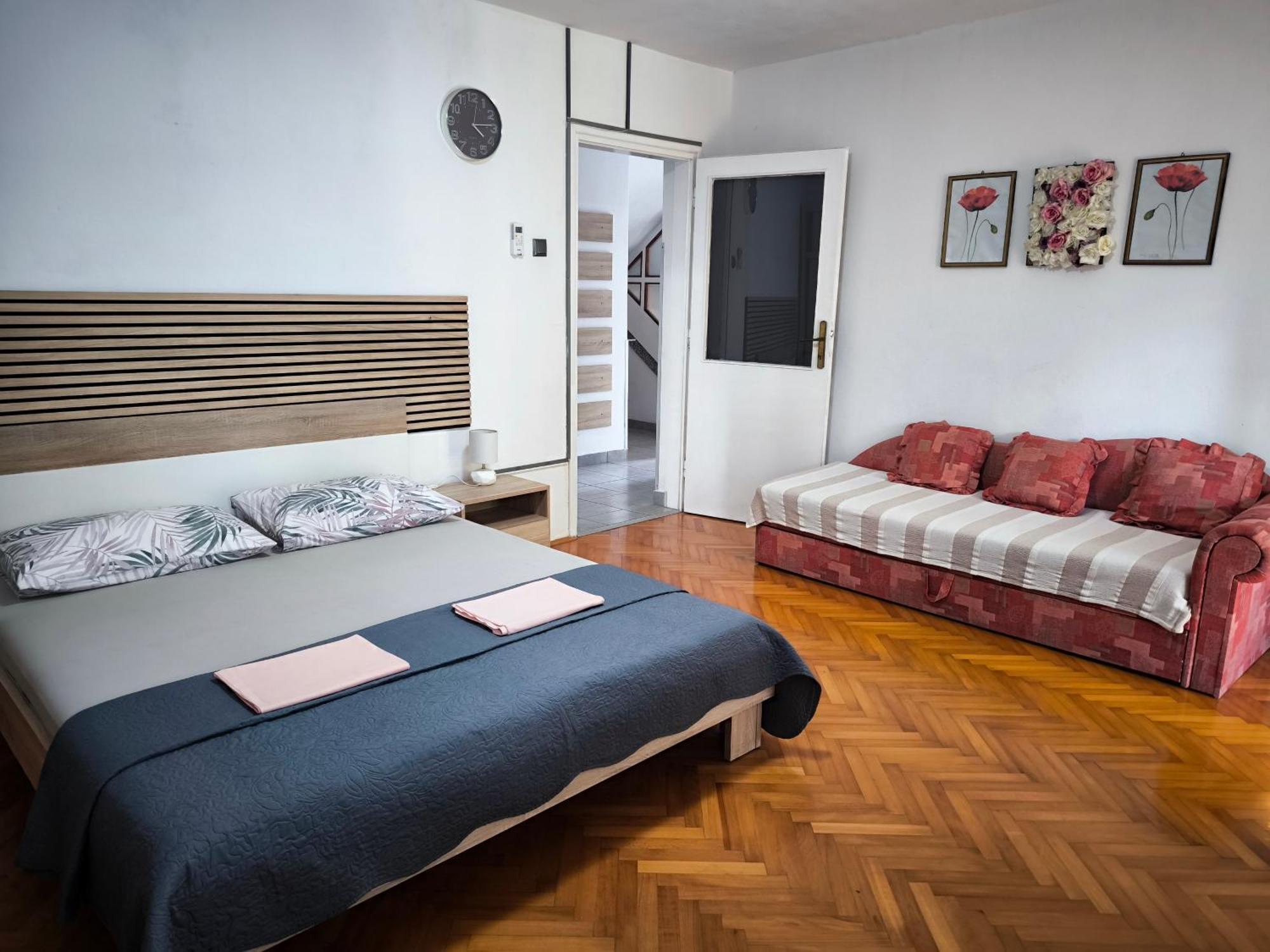 Apartmani Andrea プーラ 部屋 写真
