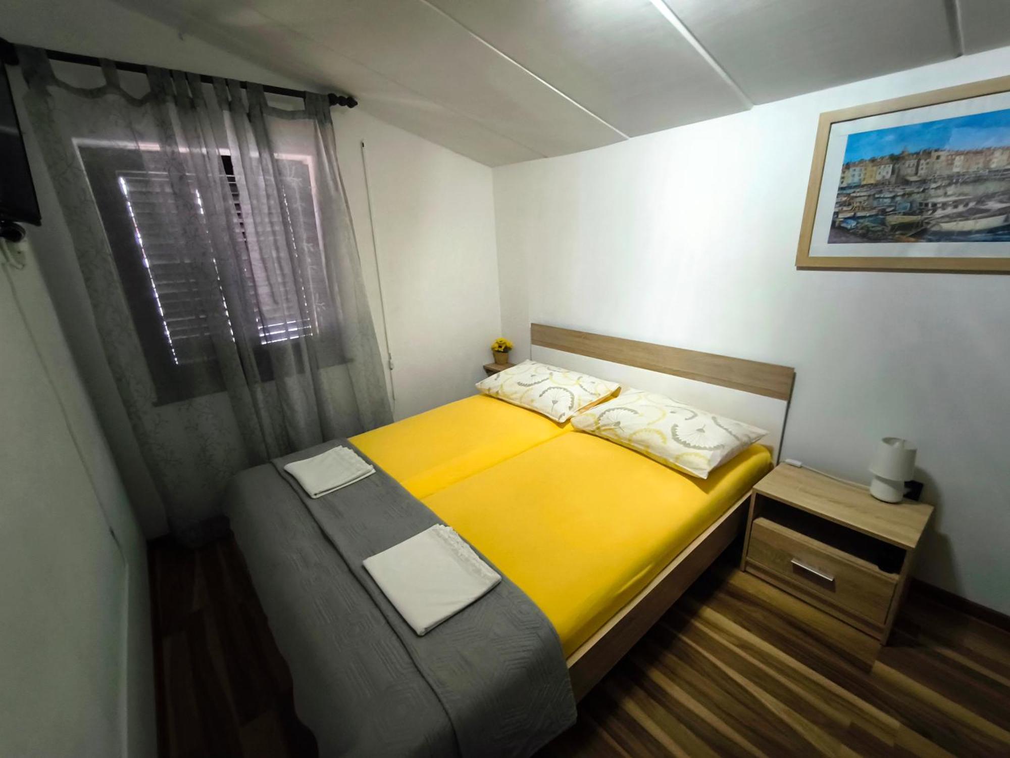 Apartmani Andrea プーラ 部屋 写真